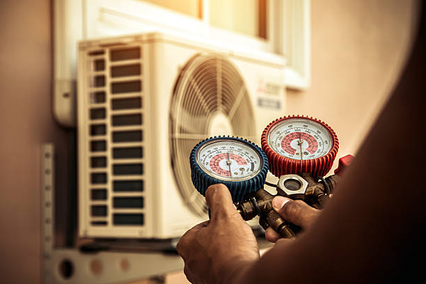 Professional Ac Installation technician working in Newnan, GA